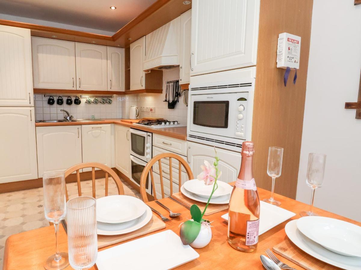 Villa 1 Cockerill Fold Beverley Esterno foto